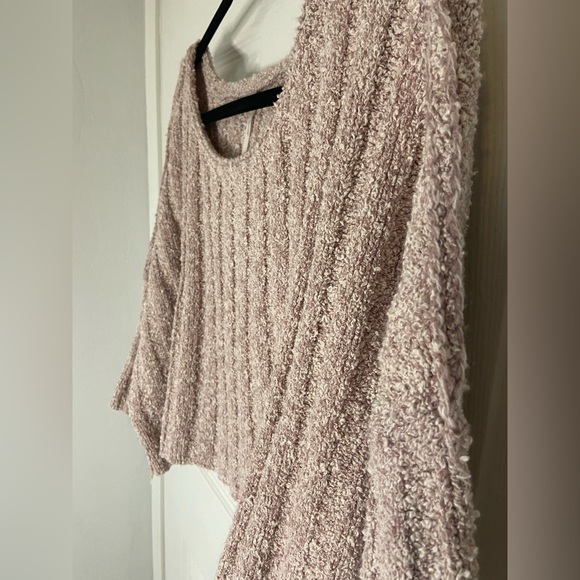 Free People Oversized Cropped Sweater - Picture 2 of 8